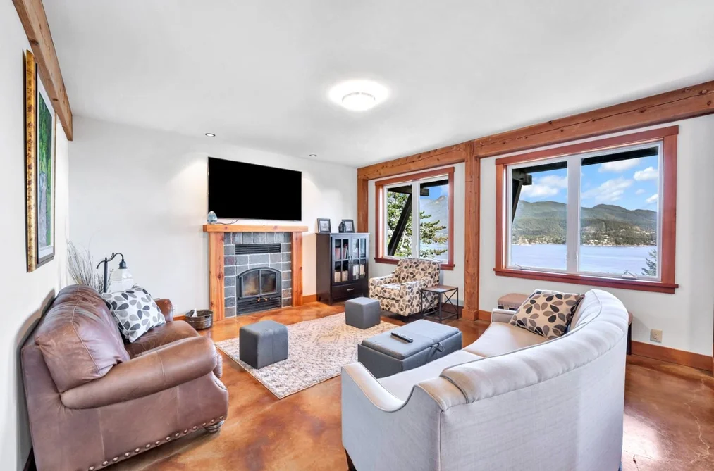 687 Channelview Drive, Bowen Island, BC - MLS: R3165074 - Photo 27 687 Channelview Drive, Bowen Island, BC - MLS: R3165074 - Photo 27