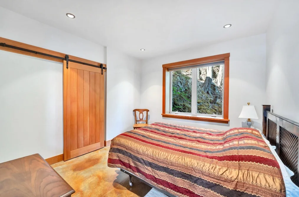 687 Channelview Drive, Bowen Island, BC - MLS: R3165074 - Photo 29 687 Channelview Drive, Bowen Island, BC - MLS: R3165074 - Photo 29