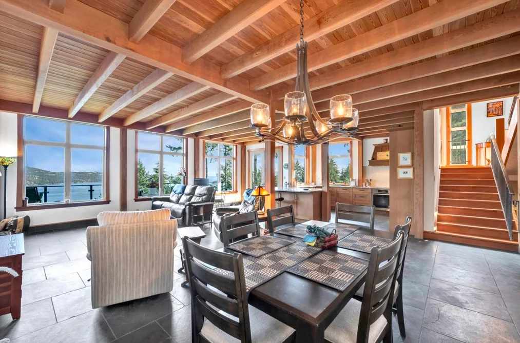 687 Channelview Drive, Bowen Island, BC - MLS: R3165074 - Photo 5 687 Channelview Drive, Bowen Island, BC - MLS: R3165074 - Photo 5