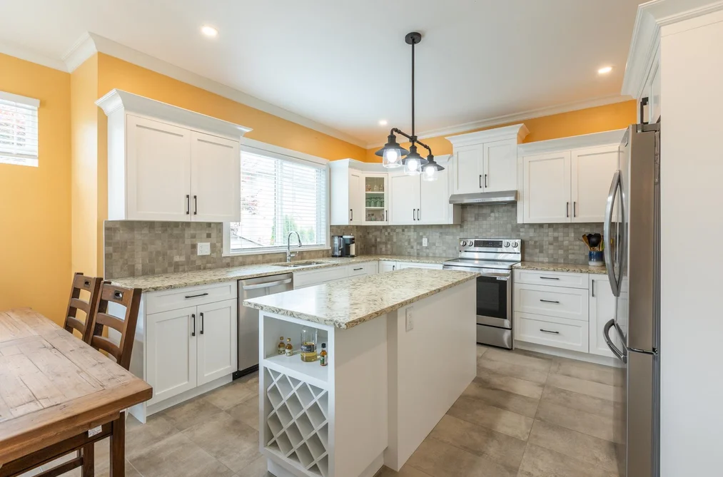 6876 192A STREET, Surrey, BC — Residential for Sale — Photo 11 of 40