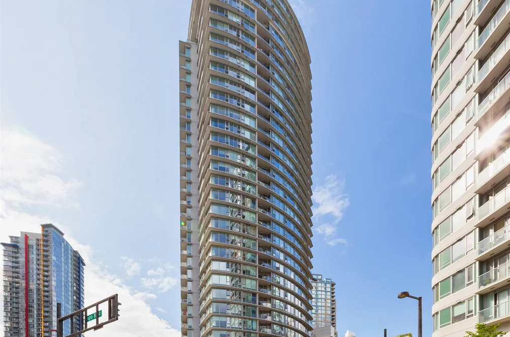 Condo for sale at 689 Abbott Street Vancouver British Columbia - MLS: R3114418