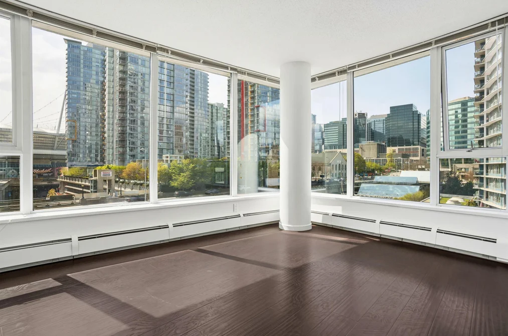 689 ABBOTT STREET, Vancouver BC V6B 0J2, Vancouver BC — Residential for Sale - Photo 2