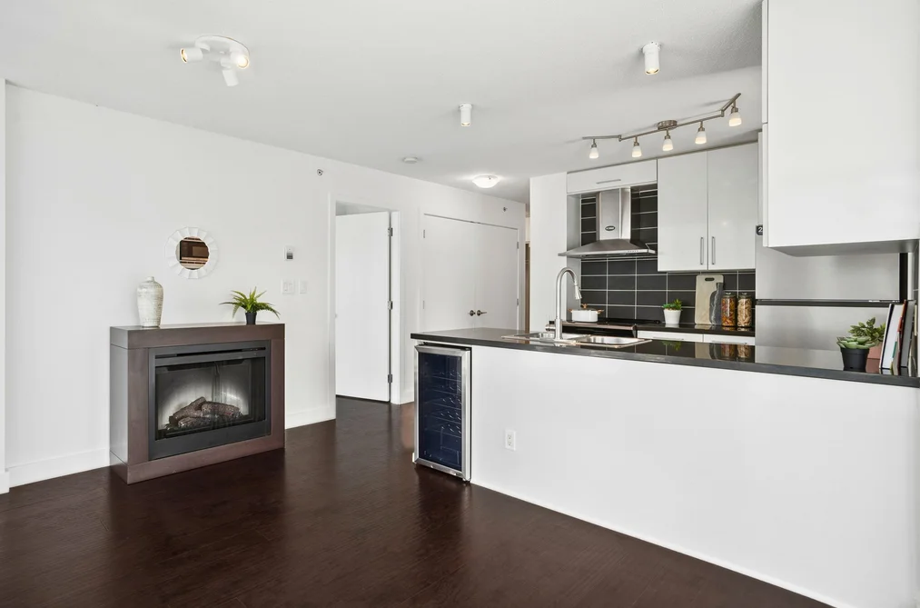 689 ABBOTT STREET, Vancouver BC V6B 0J2, Vancouver BC — Residential for Sale - Photo 6