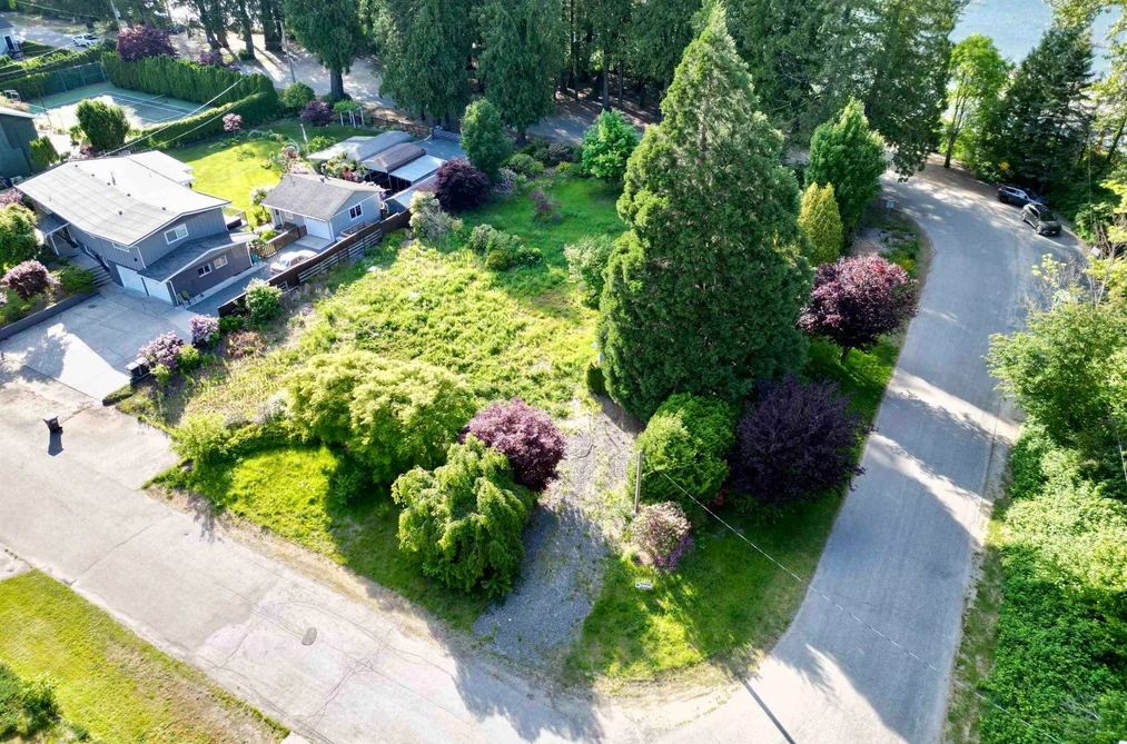 689 HAZEL STREET, Hope BC V0X 1L0, Hope BC — Land for Sale - Photo 2