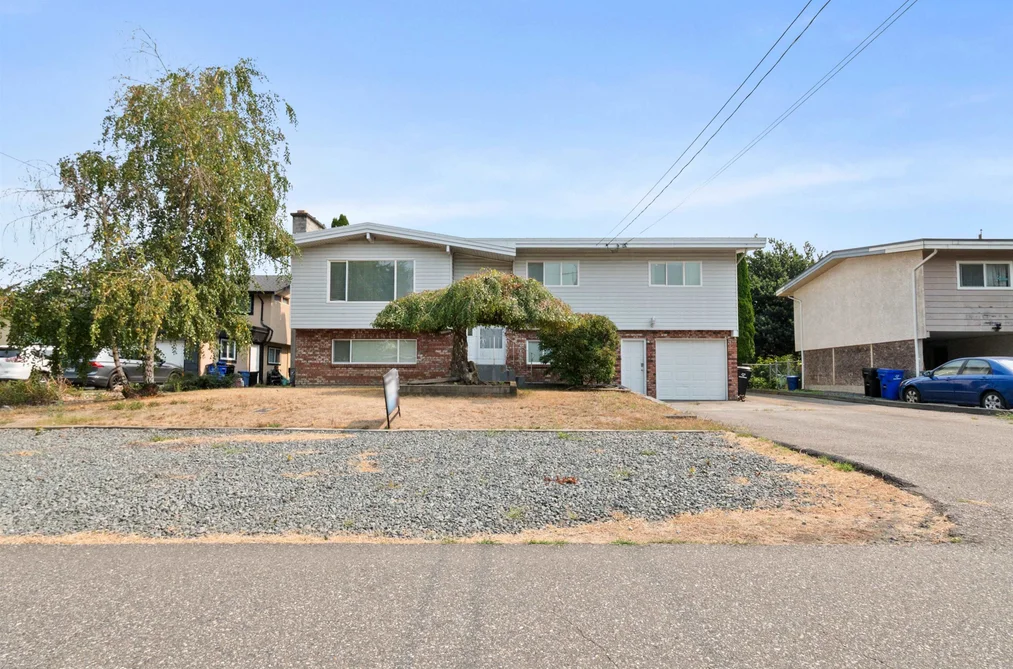 House for sale at 6890 Centennial Drive Chilliwack British Columbia - MLS: R3156425