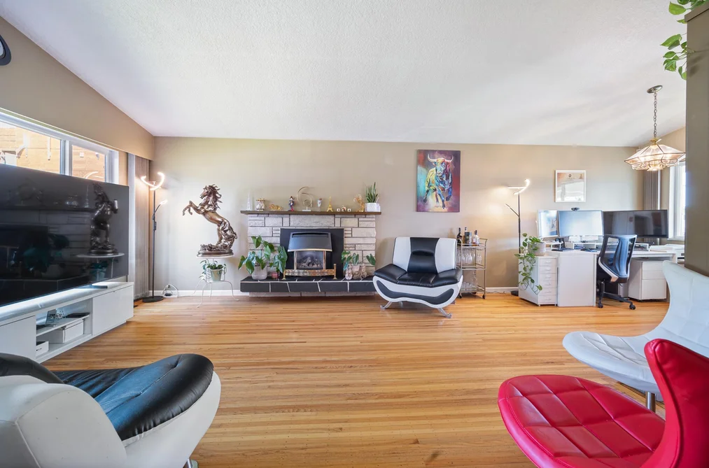6890 HYCREST DRIVE, Burnaby BC V5B 2X2, Burnaby BC — Residential for Sale - Photo 6