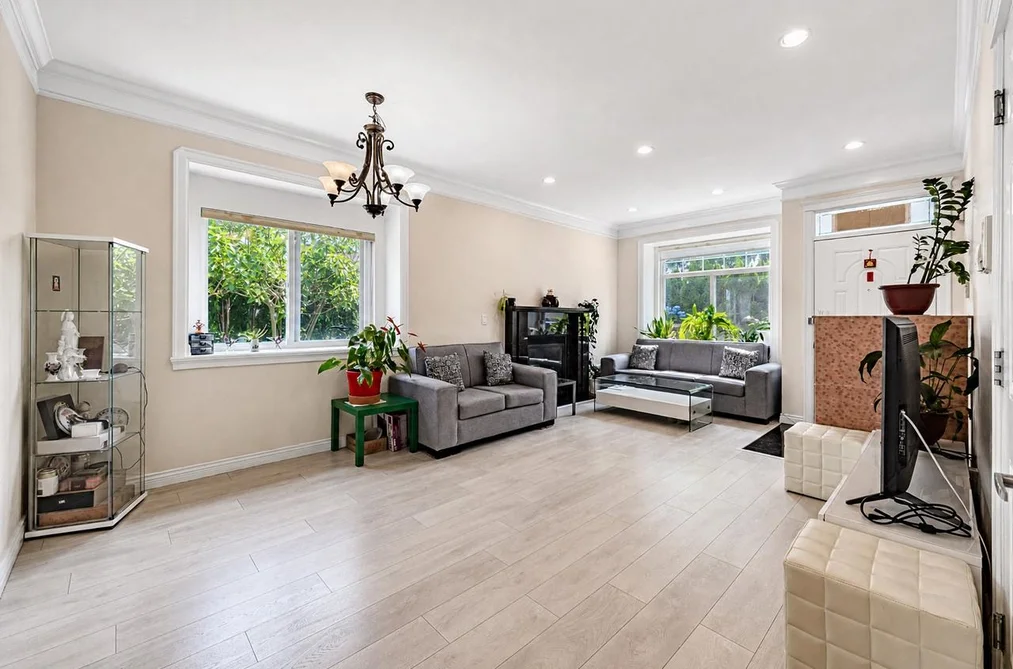 6890 KOALA CRESCENT, Burnaby, BC — Residential for Sale — Photo 18 of 37