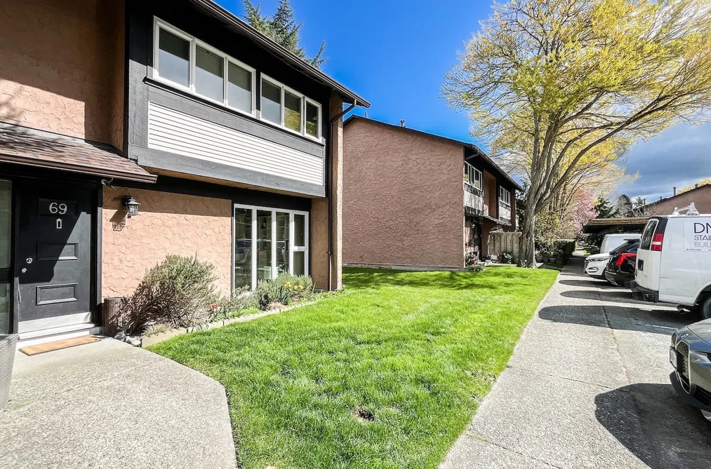69 10600 NO. 4 ROAD, Richmond BC V7A 2Z7, Richmond BC — Residential for Sale - Photo 2