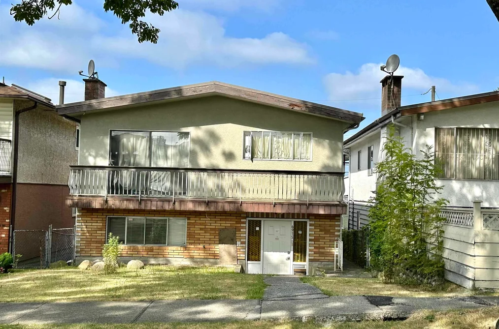 House for sale at 6915 Beatrice Street Vancouver British Columbia - MLS: R3149875