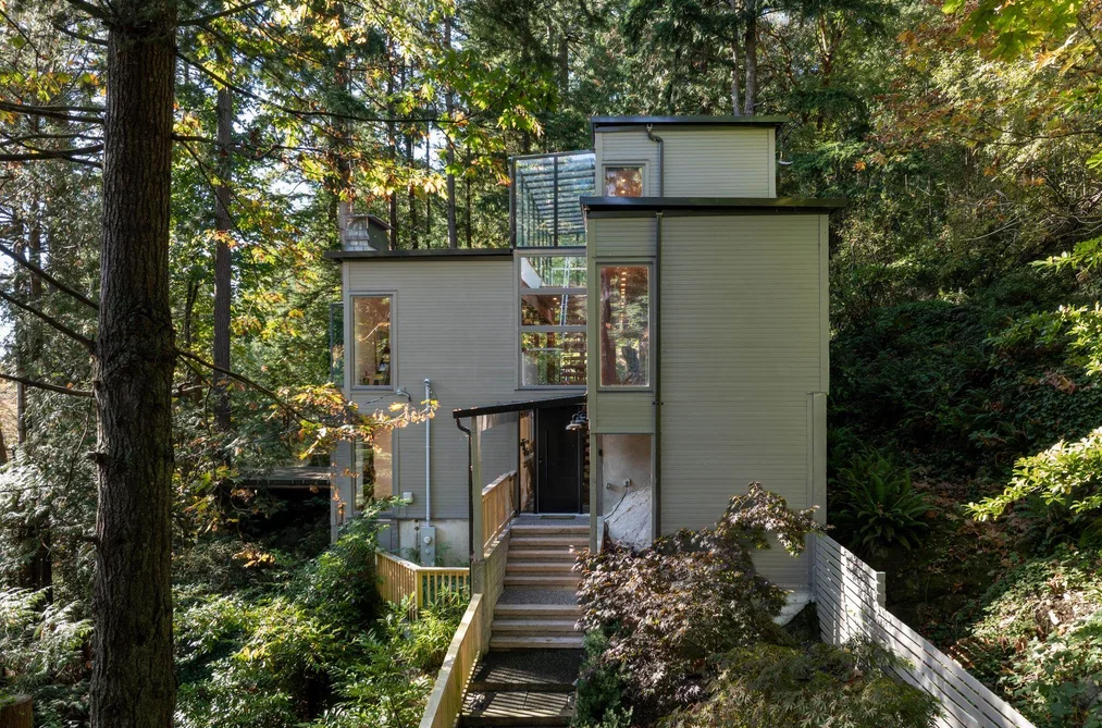 6915 Marine Dr, West Vancouver, BC - MLS: R3178925