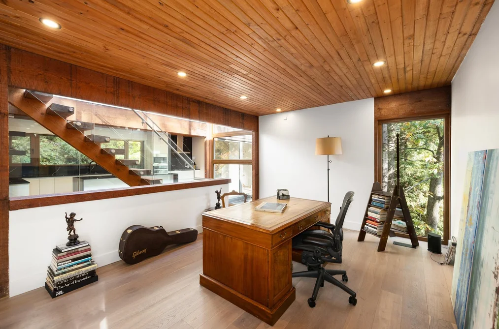 6915 Marine Drive, West Vancouver, BC - House for Sale - Photo 21 of 40 6915 Marine Drive, West Vancouver, BC - House for Sale - Photo 21 of 40