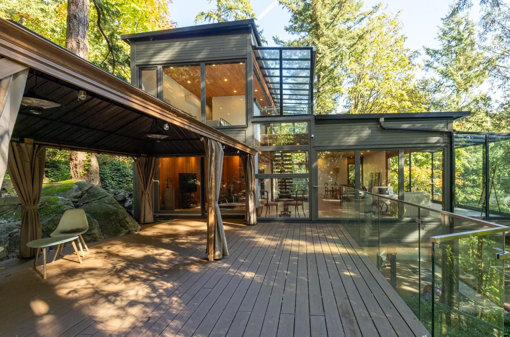 6915 Marine Drive, West Vancouver, BC - House for Sale - Photo 38 of 40 6915 Marine Drive, West Vancouver, BC - House for Sale - Photo 38 of 40