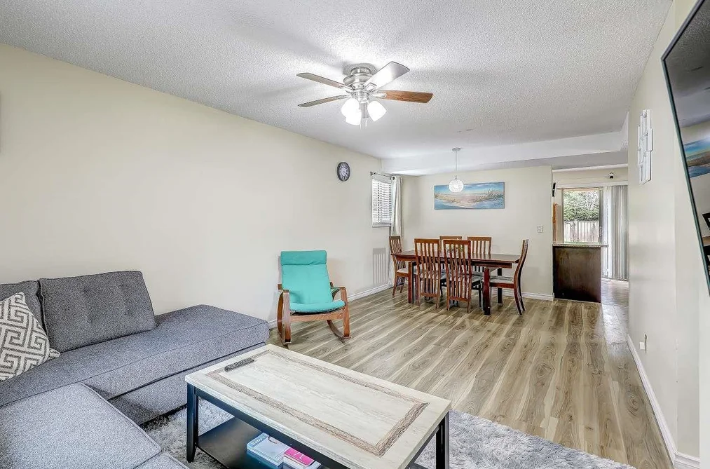 6928 134 STREET, Surrey BC V3W 4S9, Surrey BC — Residential for Sale - Photo 2