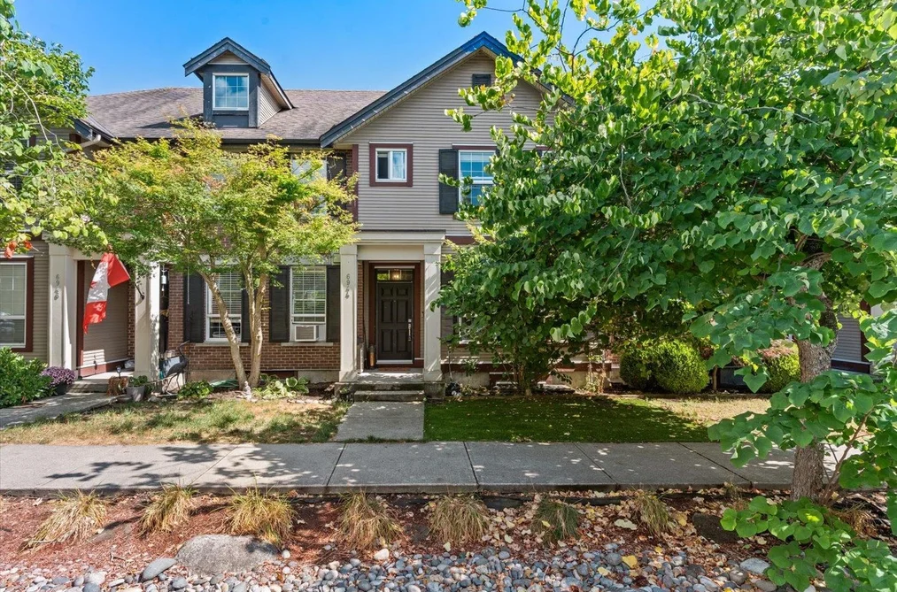 Row House (Non-Strata) for sale at 6944 208a Street Langley British Columbia - MLS: R3156116