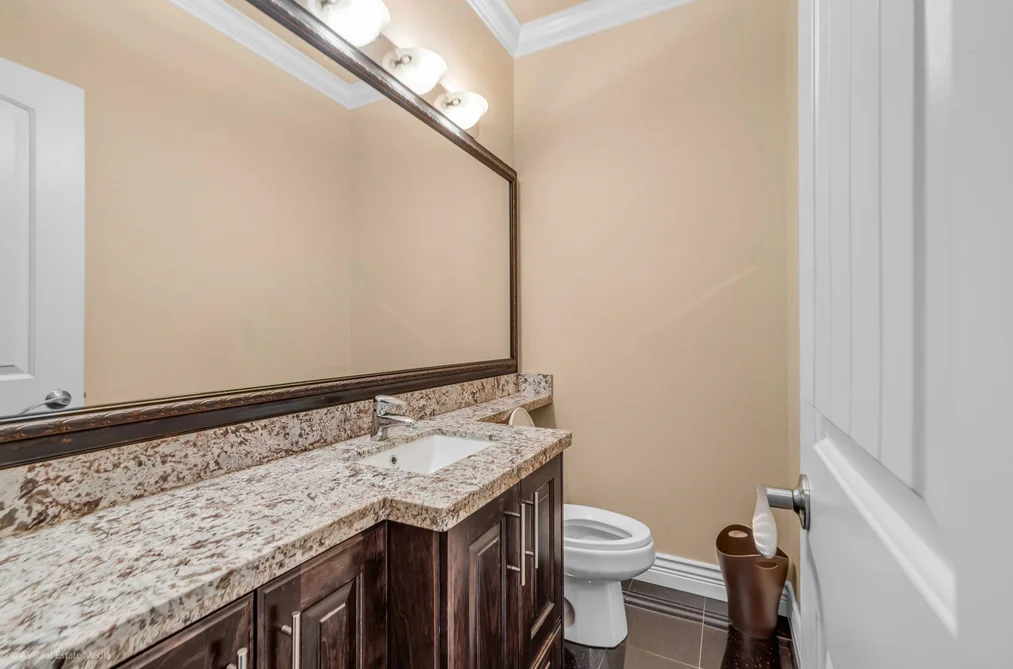 6968 151A STREET, Surrey, BC — Residential for Sale — Photo 13 of 40