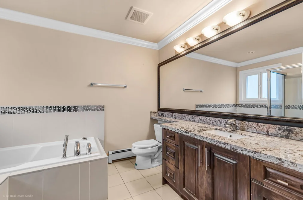 6968 151A STREET, Surrey, BC — Residential for Sale — Photo 25 of 40