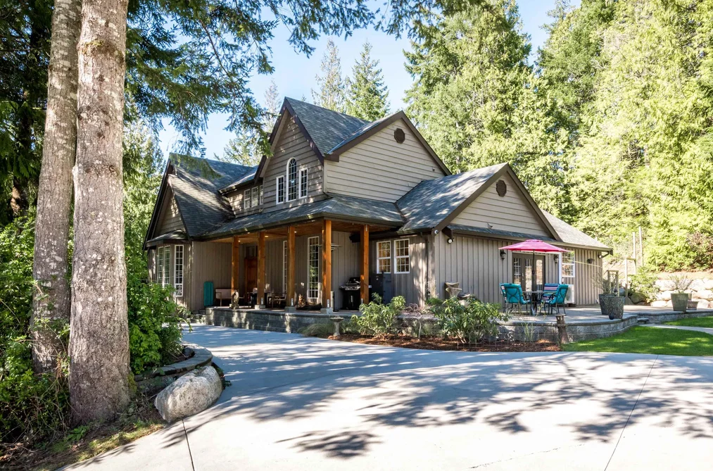 6979 SECHELT INLET ROAD, Sechelt BC V7Z 0P1, Sechelt BC — Residential for Sale - Photo 2