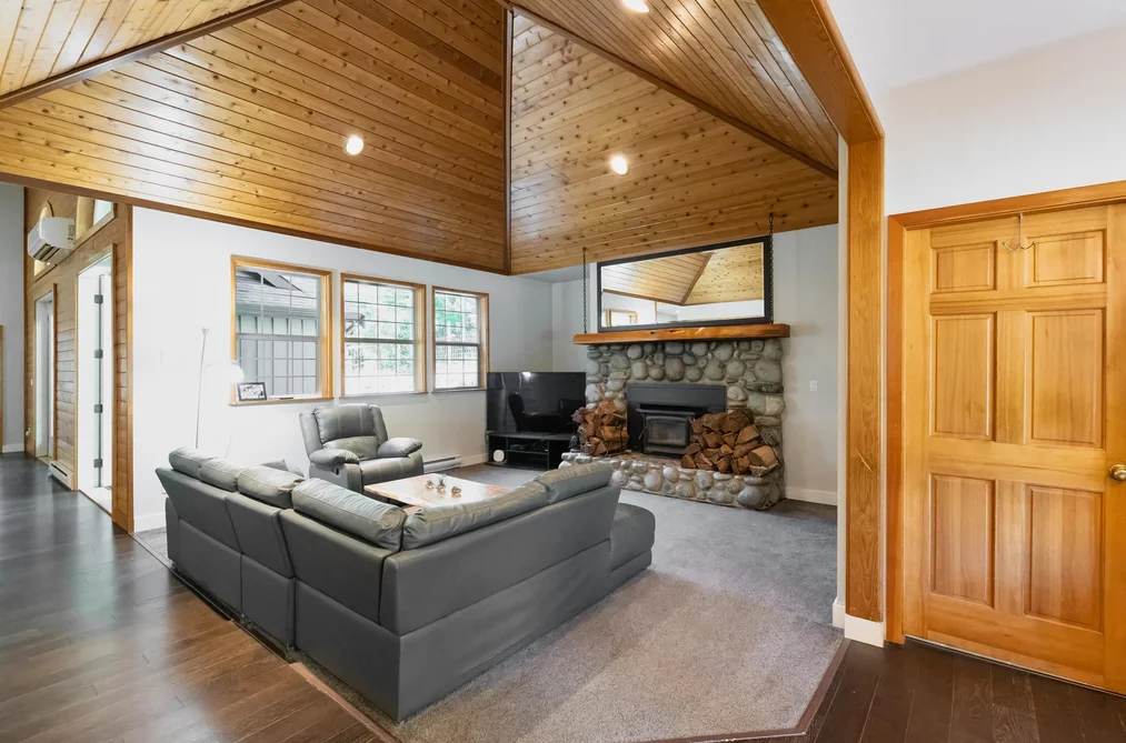 6979 SECHELT INLET ROAD, Sechelt BC V7Z 0P1, Sechelt BC — Residential for Sale - Photo 7