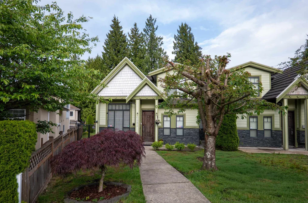 6982 BURNS COURT, Burnaby BC V5E 1T6, Burnaby BC — Residential for Sale - Photo 2