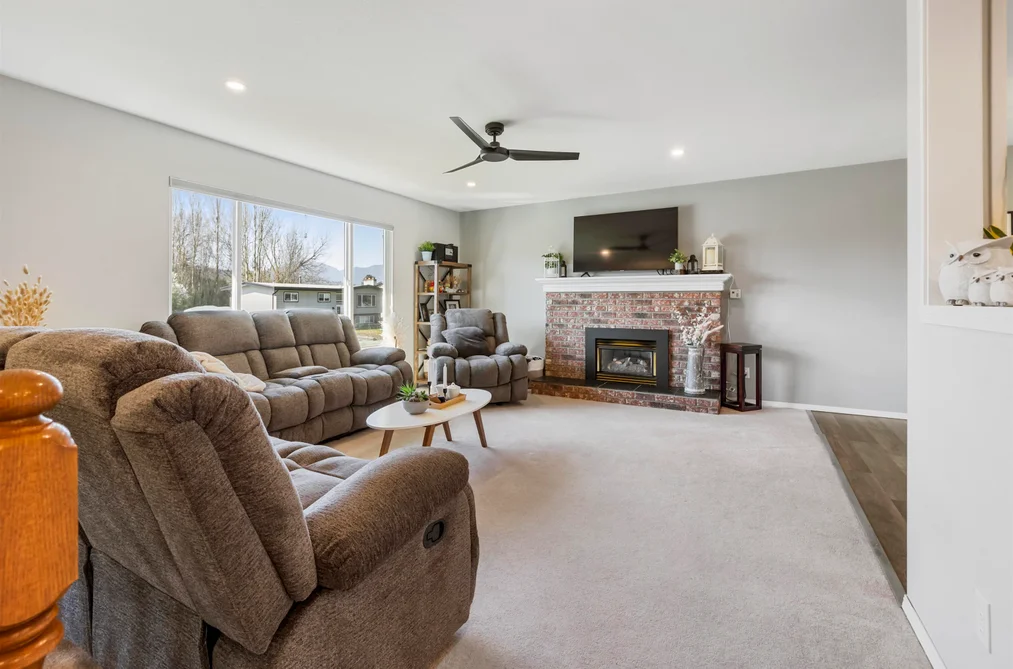 6982 SHEFFIELD WAY, Chilliwack BC V2R 3T2, Chilliwack BC — Residential for Sale - Photo 3