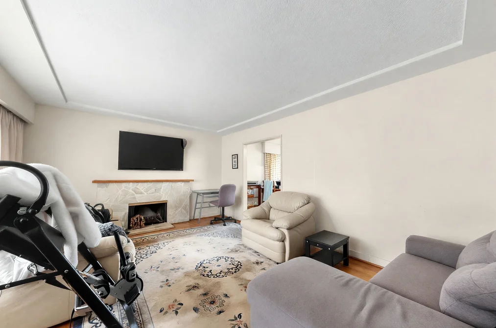6987 BALMORAL STREET, Vancouver BC V5P 3P8, Vancouver BC — Residential for Sale — Photo 3 of 40