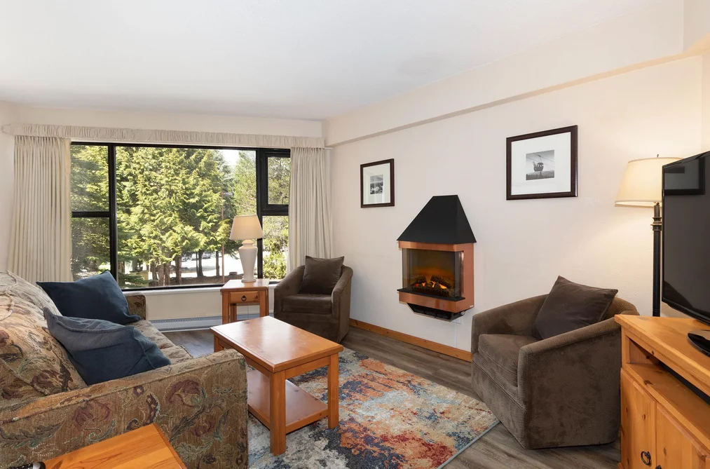 6A 2561 TRICOUNI PLACE, Whistler BC V8E 0A8, Whistler BC — Residential for Sale - Photo 2