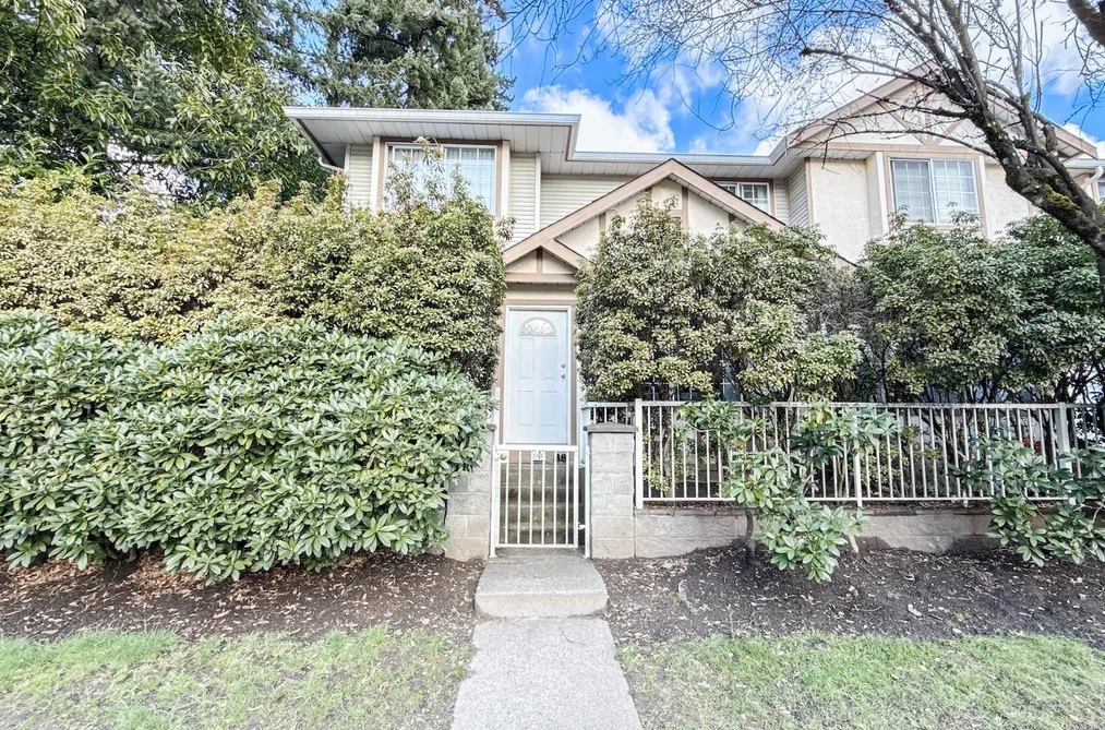 Townhouse for sale at 7 21409 NE Dewdney Trunk Road Maple Ridge British Columbia - MLS: R3100027