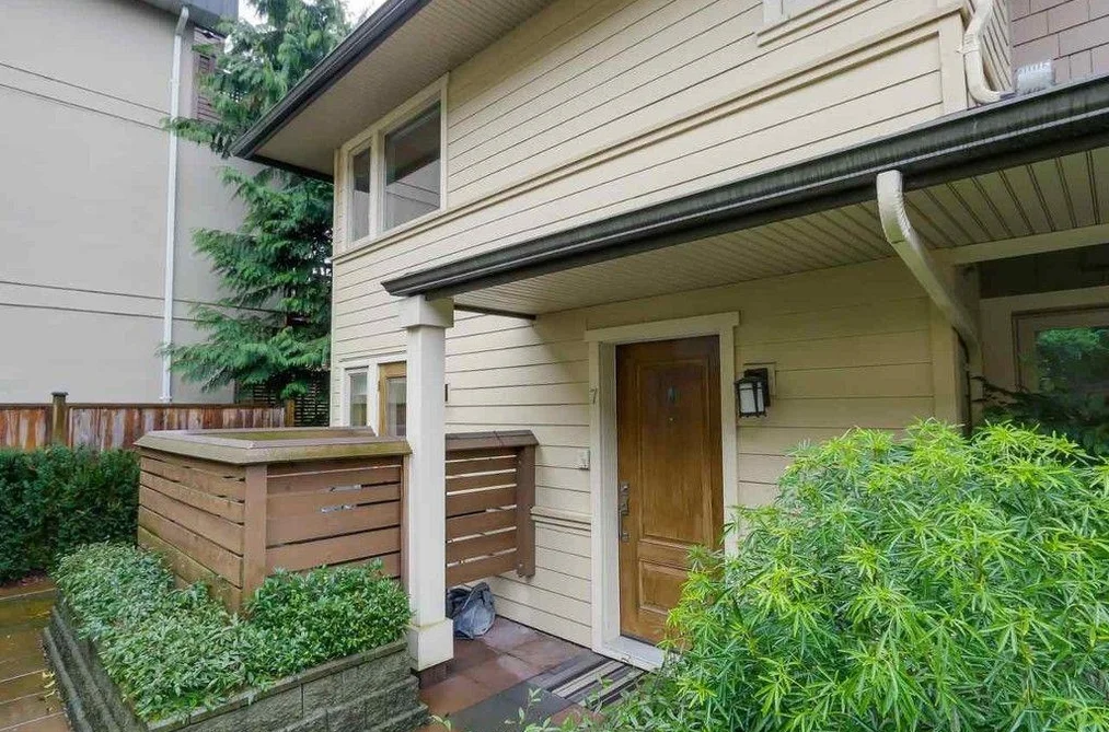 Townhouse for sale at 7 215 E 4 Street North Vancouver British Columbia - MLS: R3133045