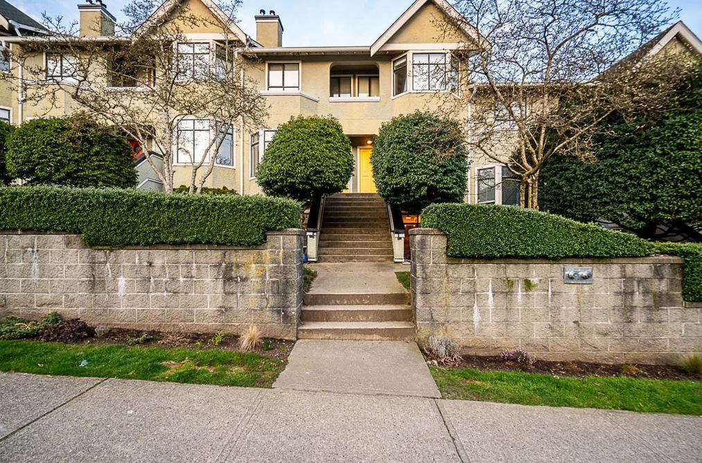 Townhouse for sale at 7 221 Ash Street New Westminster British Columbia - MLS: R3149149