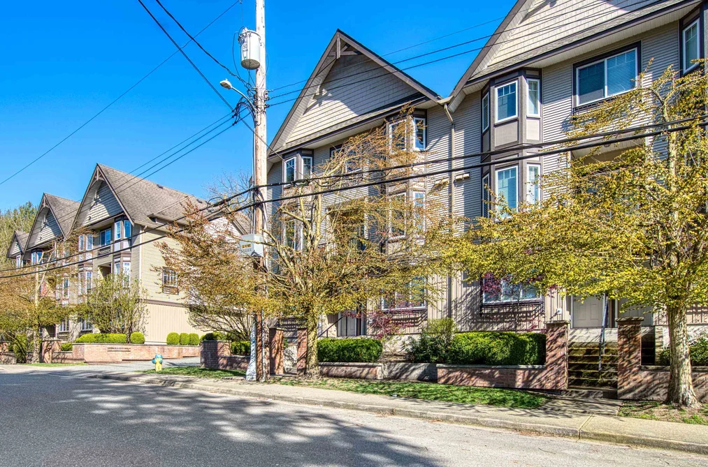 7 32501 FRASER CRESCENT, Mission BC V2V 1C5, Mission BC — Residential for Sale - Photo 2