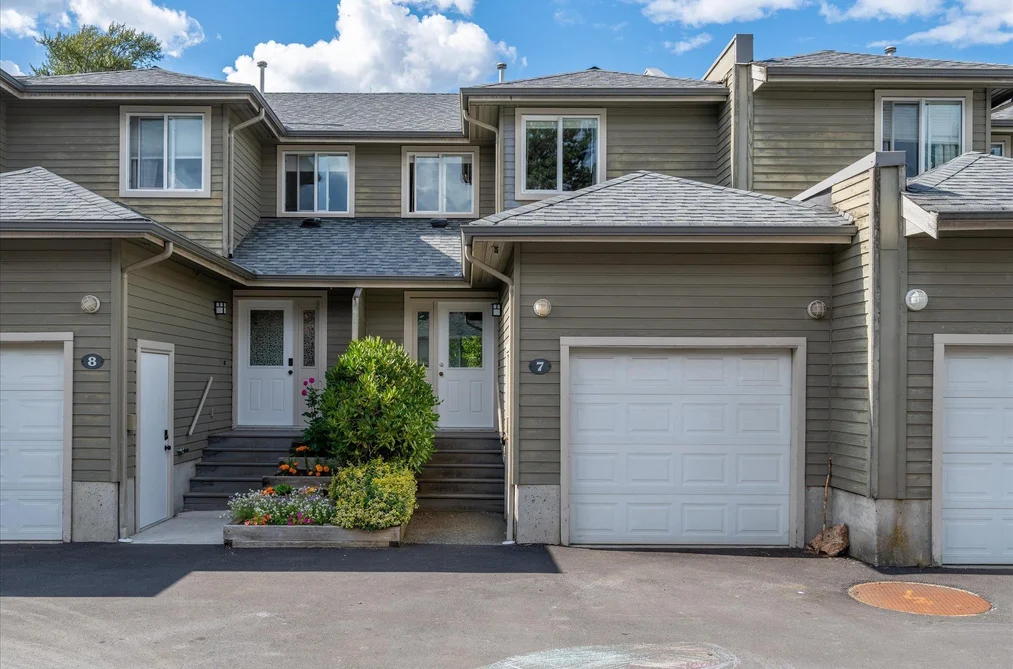 Townhouse for sale at 7 40200 Government Road Squamish British Columbia - MLS: R3162590
