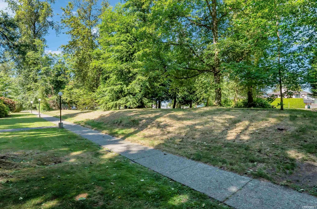 7 7321 MONTECITO DRIVE, Burnaby BC V5A 1R2, Burnaby BC — Residential for Sale — Photo 27 of 30