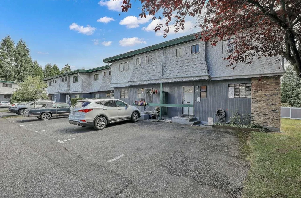 70 10806 152ND STREET, Surrey BC V3R 4H2, Surrey BC — Residential for Sale - Photo 2