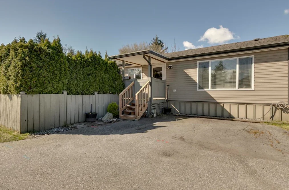70 40157 GOVERNMENT ROAD, Squamish BC V0N 1T0, Squamish BC — Residential for Sale - Photo 2