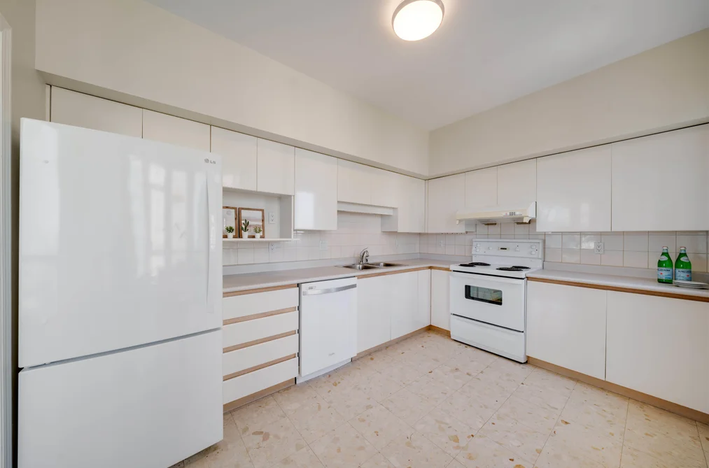 700 5967 WILSON AVENUE, Burnaby, BC — Residential for Sale — Photo 15 of 40