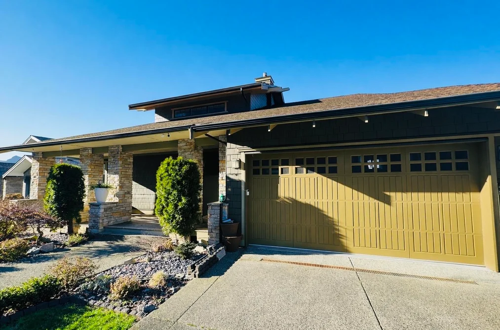 House for sale at 700 Ocean Crest Drive Furry Creek British Columbia - MLS: R3087611