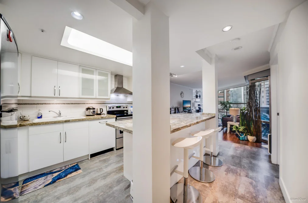 701 1050 BURRARD STREET, Vancouver BC V6Z 2S3, Vancouver BC — Residential for Sale - Photo 4