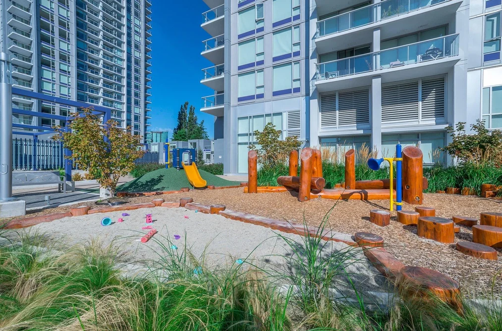 701 13696 100 AVE, Surrey BC V3T 0L5, Surrey BC — Residential for Sale - Photo 7