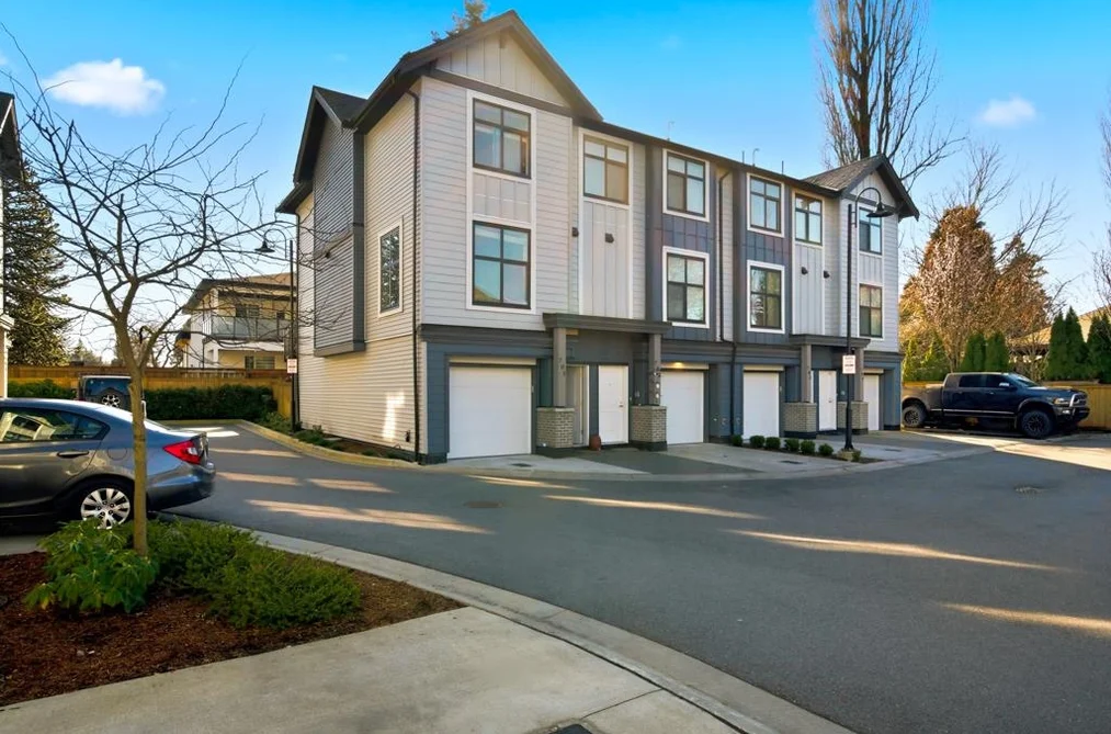 701 2267 MCKENZIE ROAD, Abbotsford BC V2S 0M9, Abbotsford BC — Residential for Sale - Photo 3