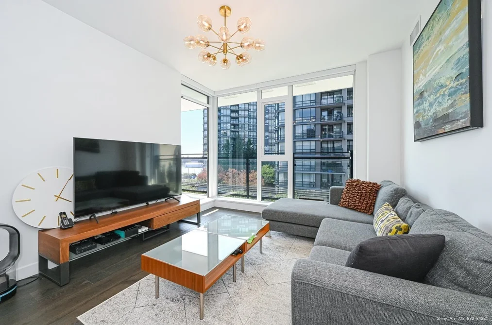 Condo for sale at 701 3200 Corvette Way Richmond British Columbia - MLS: R3109919