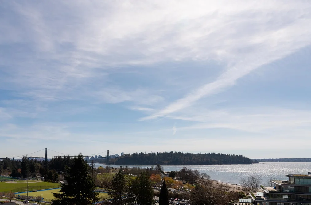 Condo for sale at 701 475 13th Street West Vancouver British Columbia - MLS: R3111989