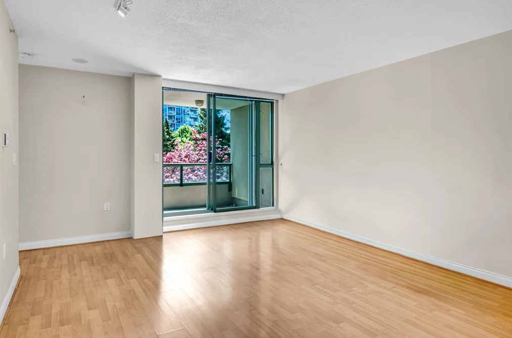 701 7380 ELMBRIDGE WAY, Richmond BC V6X 4A1, Richmond BC — Residential for Sale - Photo 2