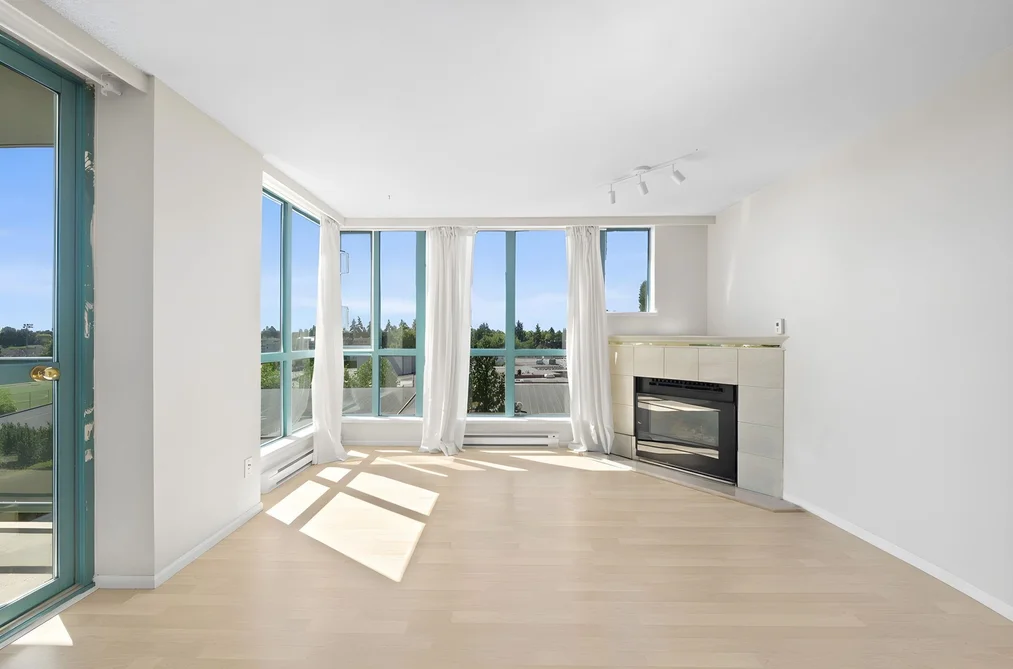 701 7500 GRANVILLE AVENUE, Richmond BC V6Y 3Y6, Richmond BC — Residential for Sale - Photo 2