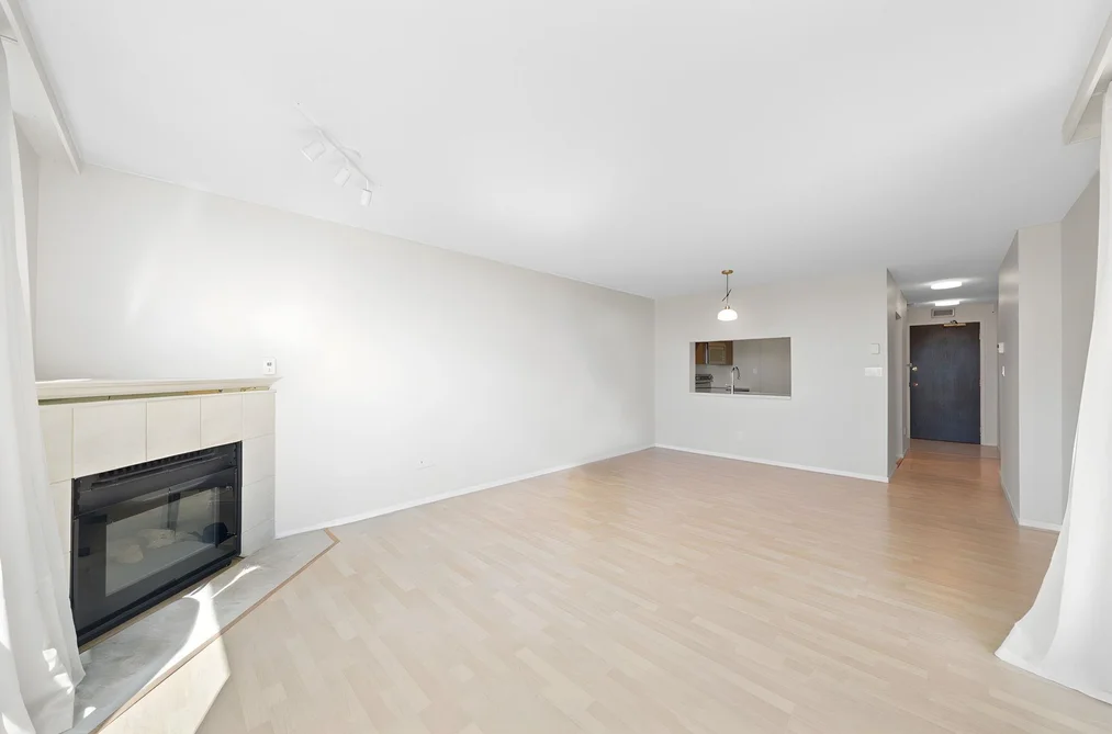 701 7500 GRANVILLE AVENUE, Richmond BC V6Y 3Y6, Richmond BC — Residential for Sale — Photo 6 of 27