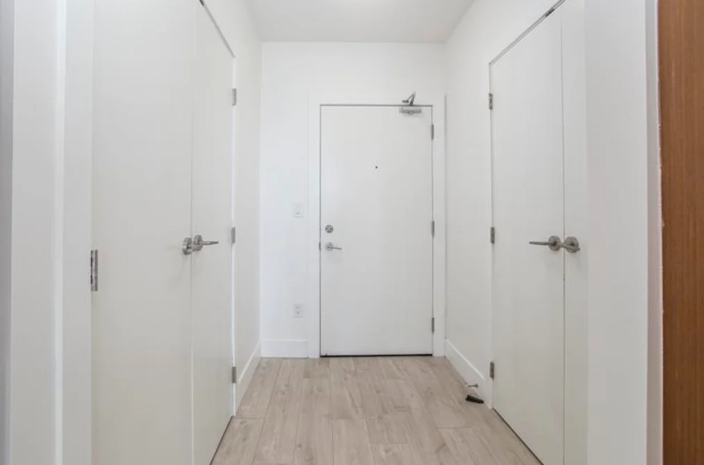 702 1155 THE HIGH STREET, Coquitlam, BC — Residential for Sale - Photo 2