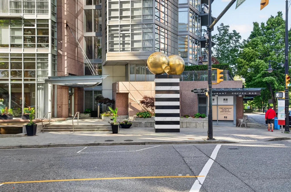 702 1205 W HASTINGS STREET, Vancouver BC V6E 4T7, Vancouver BC — Residential for Sale — Photo 4 of 40