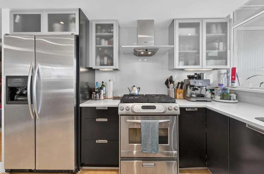702 1205 W HASTINGS STREET, Vancouver BC V6E 4T7, Vancouver BC — Residential for Sale — Photo 8 of 40