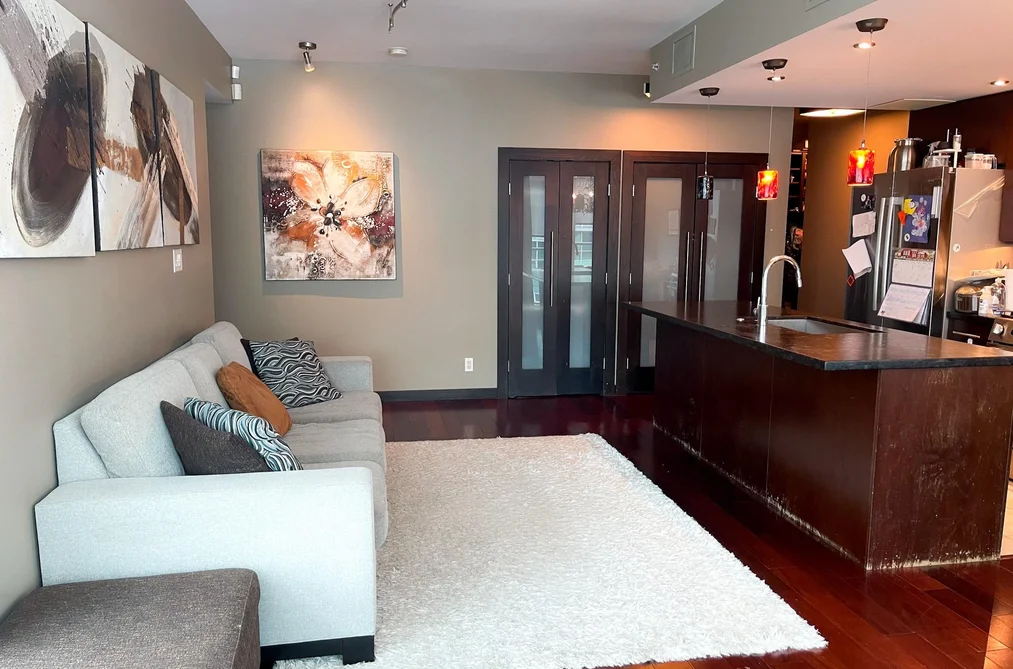 702 168 E ESPLANADE, North Vancouver BC V7L 4X8, North Vancouver BC — Residential for Sale - Photo 2