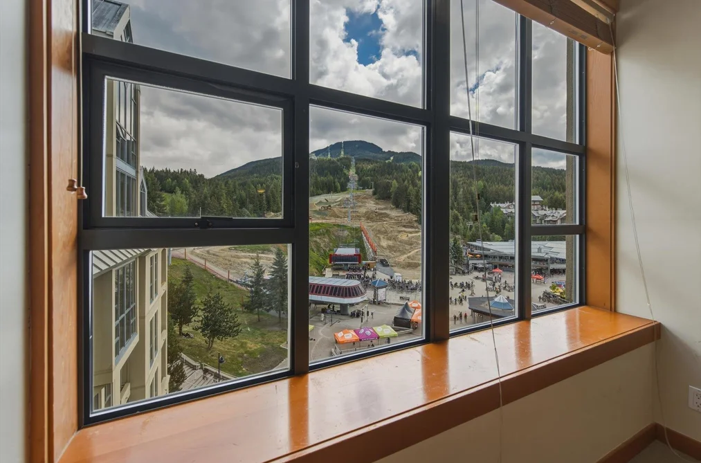 702 4320 SUNDIAL CRESCENT, Whistler BC V8E 1G6, Whistler BC — Residential for Sale — Photo 5 of 26