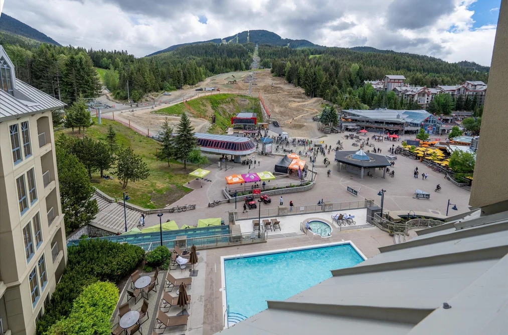 702 4320 SUNDIAL CRESCENT, Whistler BC V8E 1G6, Whistler BC — Residential for Sale — Photo 8 of 26